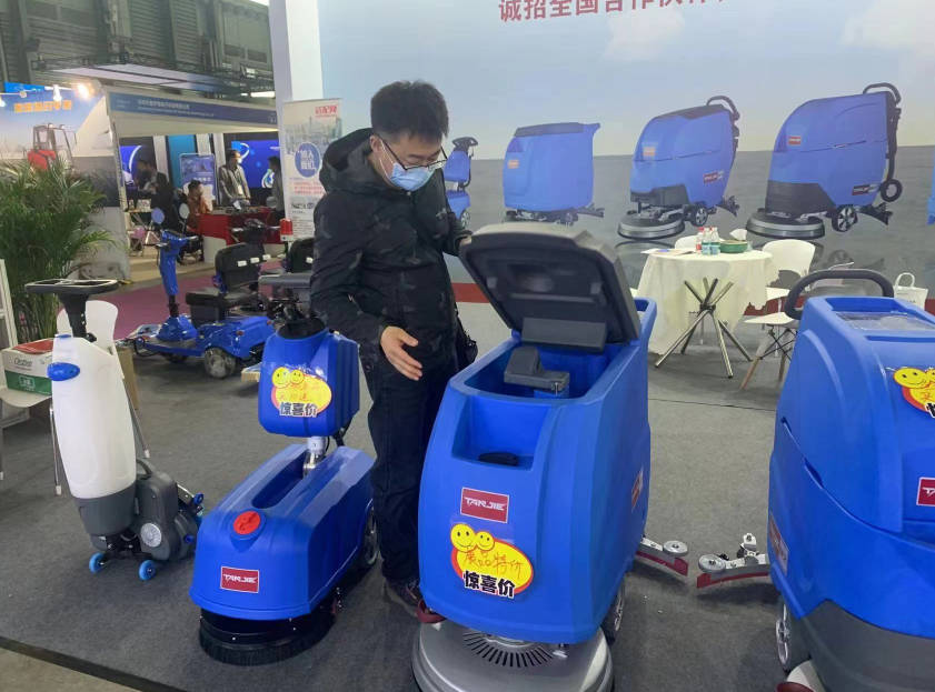 本溪坦洁洗地机公司致力于电动洗地机的生产、销售和服务百家